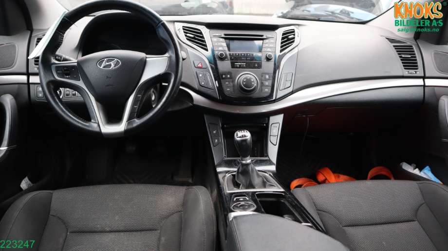Hyundai i40 2012-2017 , Motorkode: D4FD, Girkassekode: 