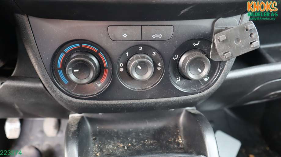 Opel Combo D 2012-2018 , Motorkode: A16FDH, Girkassekode: MMJ