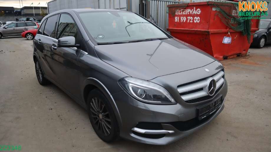 Mercedes B-Klasse 2011-2018 (W246) (W246), Motorkode: EM0004, Girkassekode: 