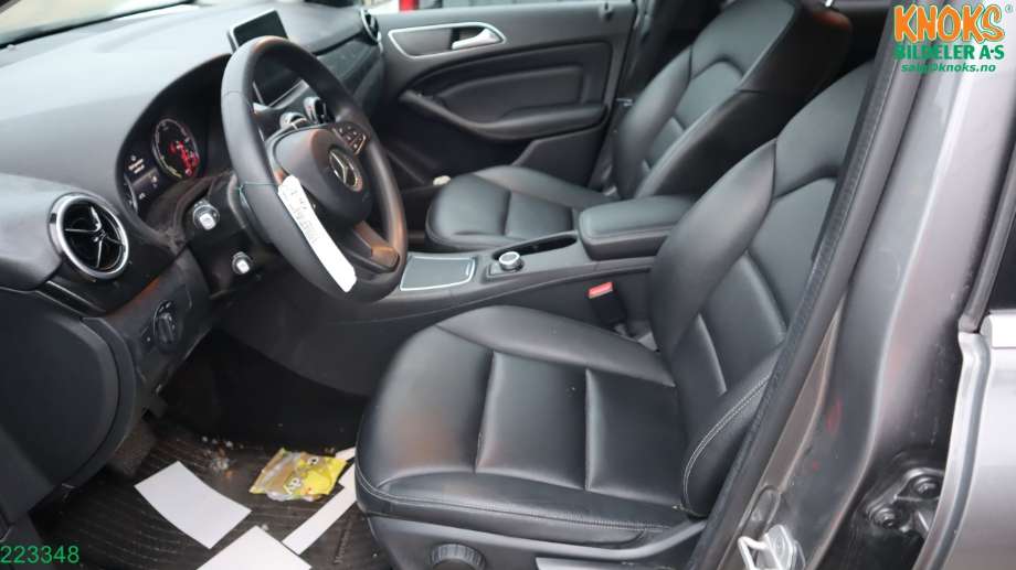 Mercedes B-Klasse 2011-2018 (W246) (W246), Motorkode: EM0004, Girkassekode: 