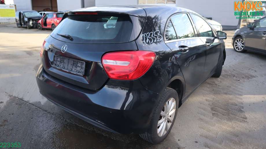 Mercedes A-Klasse 2012-2018 (W176) (W176), Motorkode: M270.910, Girkassekode: 