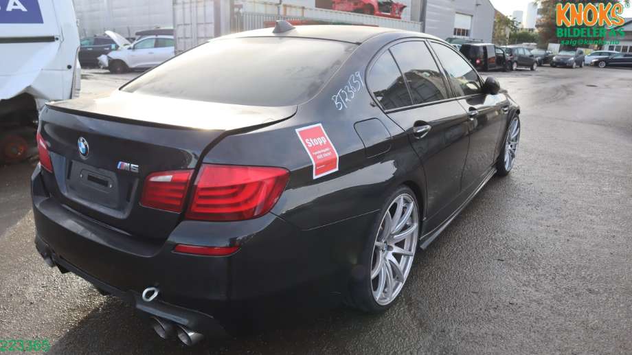 BMW 5-Serie 2010-2017 (F10/F11) (F10/F11), Motorkode: S63-B44B, Girkassekode: 
