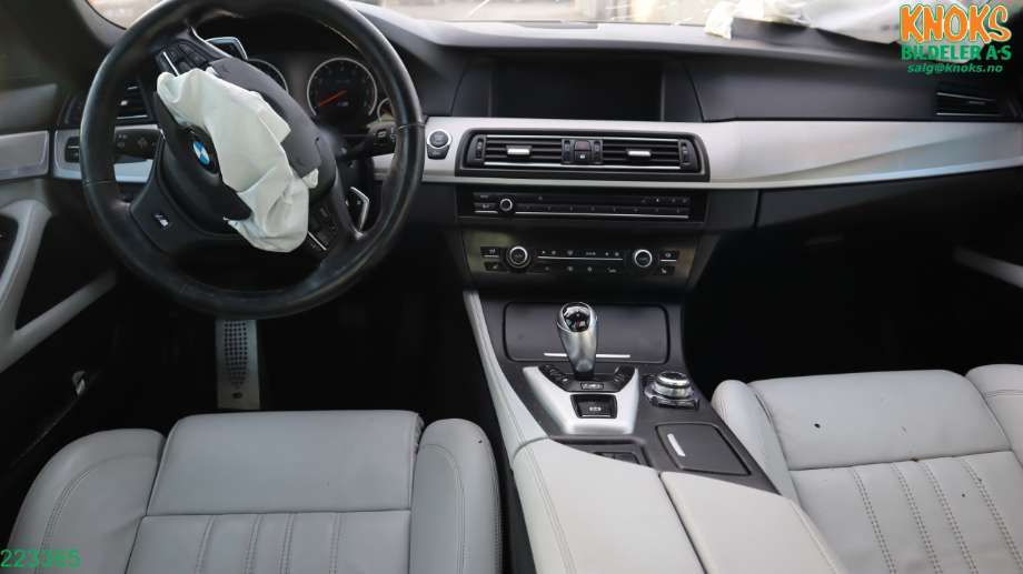 BMW 5-Serie 2010-2017 (F10/F11) (F10/F11), Motorkode: S63-B44B, Girkassekode: 