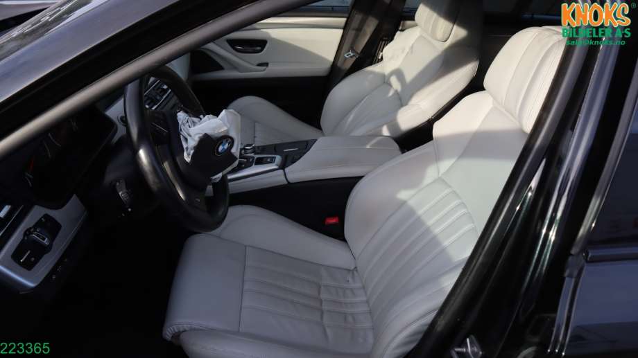 BMW 5-Serie 2010-2017 (F10/F11) (F10/F11), Motorkode: S63-B44B, Girkassekode: 