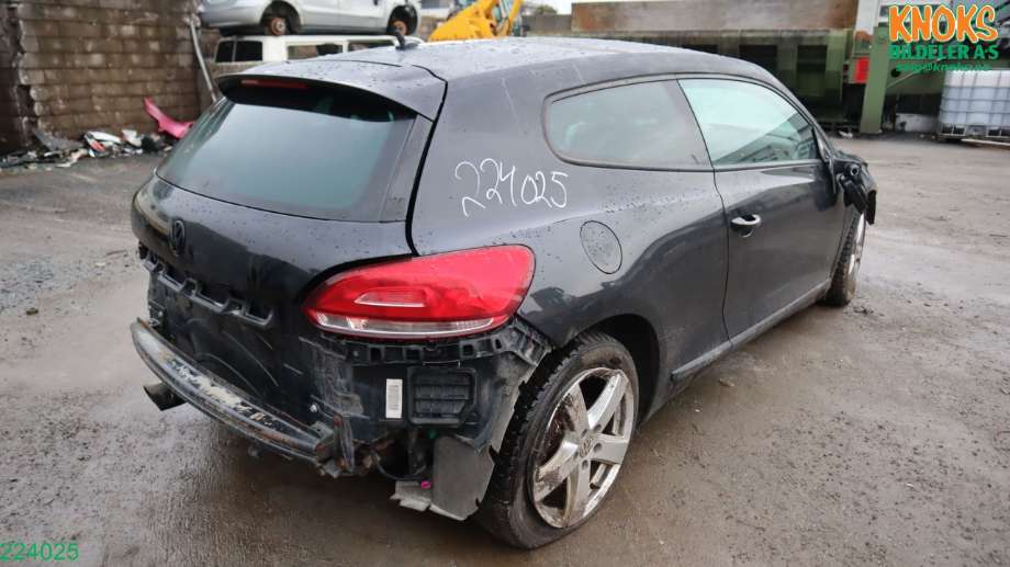 VW Scirocco 2008-2013 , Motorkode: CAVD;CTHD, Girkassekode: KWB