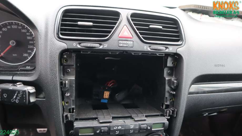 VW Scirocco 2008-2013 , Motorkode: CAVD;CTHD, Girkassekode: KWB
