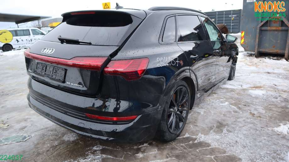 Audi e-tron 2018-->> , Motorkode: BM1J, Girkassekode: 