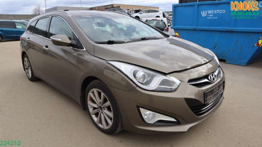 Hyundai i40 2012-2017 , Motorkode: D4FD, Girkassekode:
