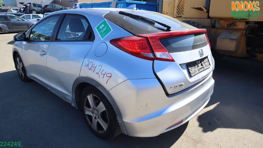 Honda Civic 2012-2015 (Type IX, Fase 1) , Motorkode: L13Z4, Girkassekode: 