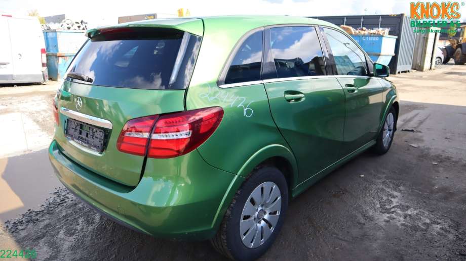 Mercedes B-Klasse 2011-2018 (W246) (W246), Motorkode: EM780.990, Girkassekode: 