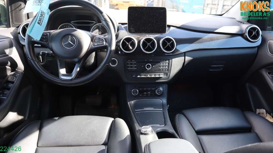 Mercedes B-Klasse 2011-2018 (W246) (W246), Motorkode: EM780.990, Girkassekode: 