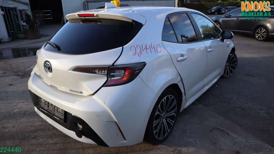 Toyota Corolla 2019-->> , Motorkode: 2ZR-FXE, Girkassekode: