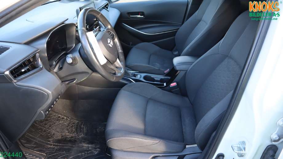 Toyota Corolla 2019-->> , Motorkode: 2ZR-FXE, Girkassekode: