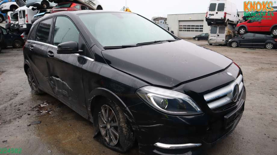 Mercedes B-Klasse 2011-2018 (W246) (W246), Motorkode: EM780.990, Girkassekode: 