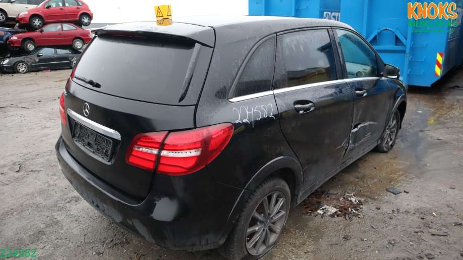 Mercedes B-Klasse 2011-2018 (W246) (W246), Motorkode: EM780.990, Girkassekode: 