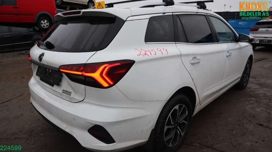 MG MG5 2022-->> , Motorkode: , Girkassekode: 
