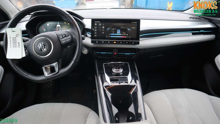 MG MG5 2022-->> , Motorkode: , Girkassekode: