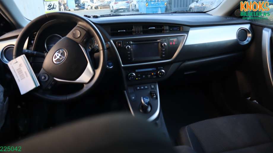 Toyota Auris 2013-2015 (Type II, Fase 1) delebil , Motorkode: 2ZR-FXE, Girkassekode: P410