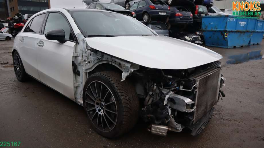 Mercedes A-Klasse 2018-->> (W177) (W177), Motorkode: M260.920, Girkassekode: 