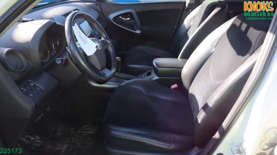 Toyota RAV4 2009-2013 (Type III, Fase 2) , Motorkode: 2AD-FHV, Girkassekode: U660F