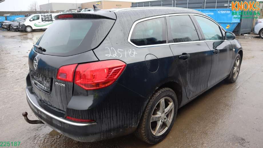 Opel Astra J 2010-2015 delebil , Motorkode: B16DTL, Girkassekode: 