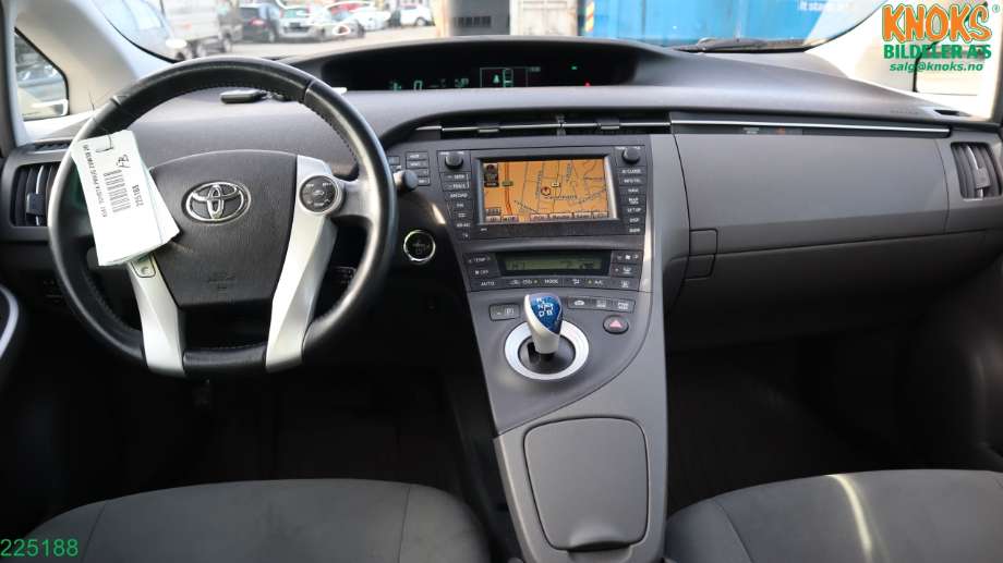 Toyota Prius 2009-2016 (Type III) (COMBI) (COMBI), Motorkode: 2ZR-FXE, Girkassekode: 