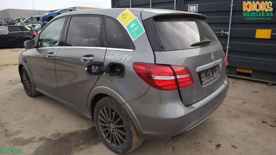 Mercedes B-Klasse 2011-2018 (W246) (W246), Motorkode: EM780.990, Girkassekode: 