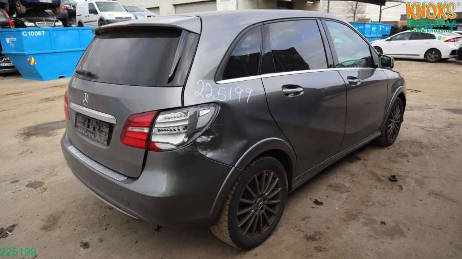 Mercedes B-Klasse 2011-2018 (W246) (W246), Motorkode: EM780.990, Girkassekode: 