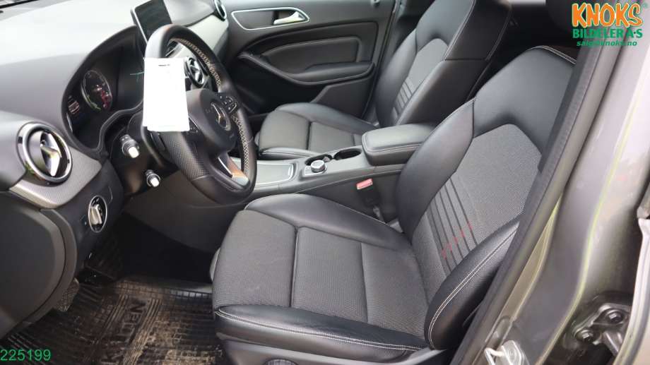 Mercedes B-Klasse 2011-2018 (W246) (W246), Motorkode: EM780.990, Girkassekode: 