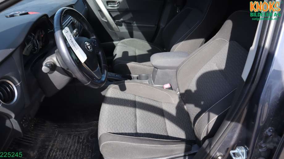 Toyota Auris 2015-2019 (Type II, Fase 2) , Motorkode: 2ZR-FXE, Girkassekode: P410