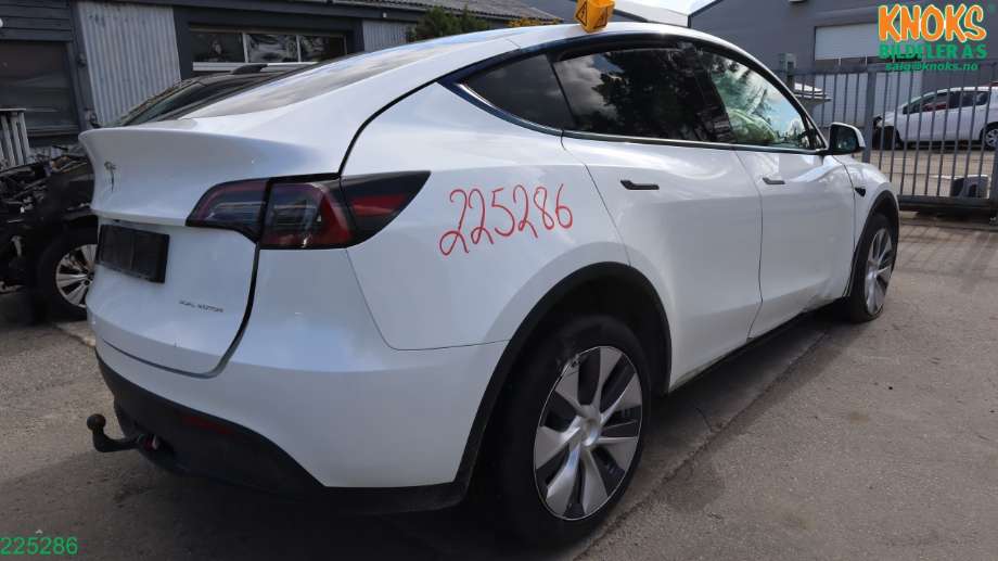 Tesla Model Y 2021-2024 (Type I) delebil , Motorkode: 3DU, Girkassekode:
