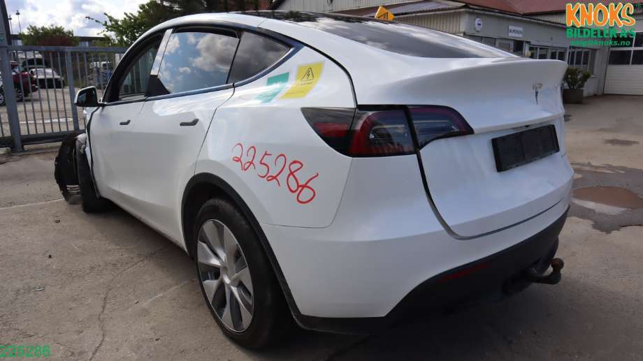 Tesla Model Y 2021-2024 (Type I) delebil , Motorkode: 3DU, Girkassekode: