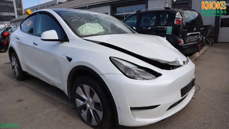 Tesla Model Y 2021-2024 (Type I) delebil , Motorkode: 3DU, Girkassekode: