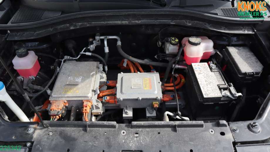 MG ZS EV 2022-->> (Type I, Fase 2) , Motorkode: TZ204XS1152, Girkassekode: