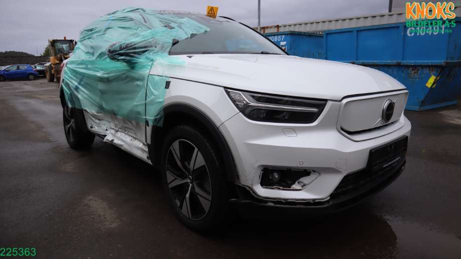 Volvo XC40 2018-2024 , Motorkode: E400V6, Girkassekode: