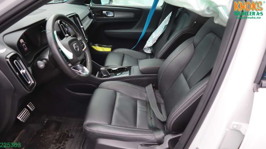 Volvo XC40 2018-2024 , Motorkode: E400V6, Girkassekode: