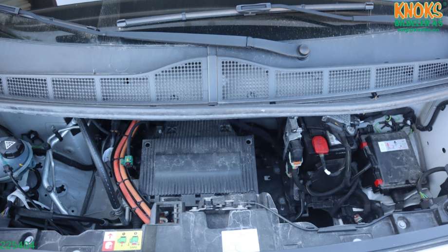 Opel Vivaro C 2020-->> , Motorkode: ZKX, Girkassekode: 