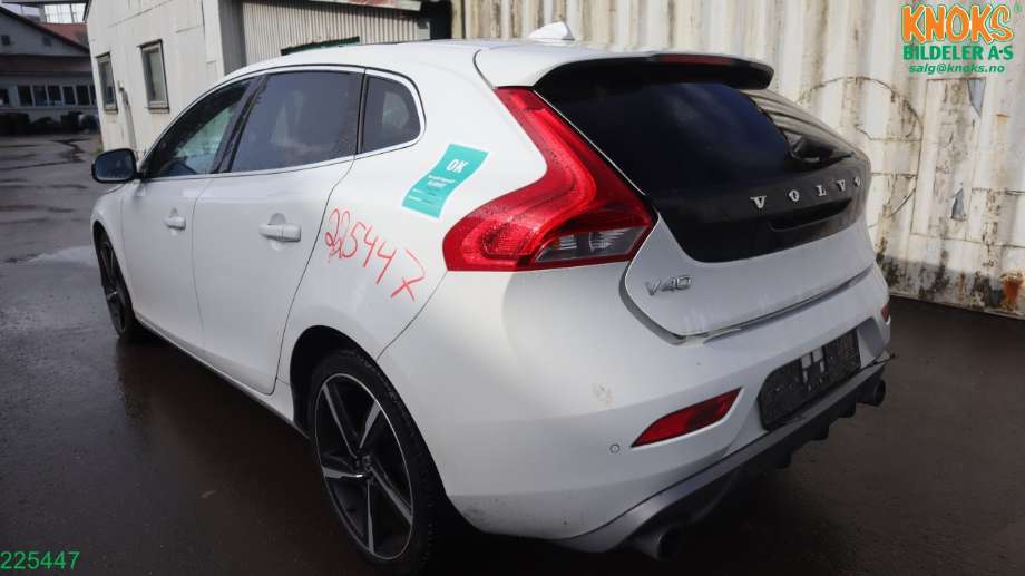 Volvo V40 2012-2019 , Motorkode: D4162T, Girkassekode: 