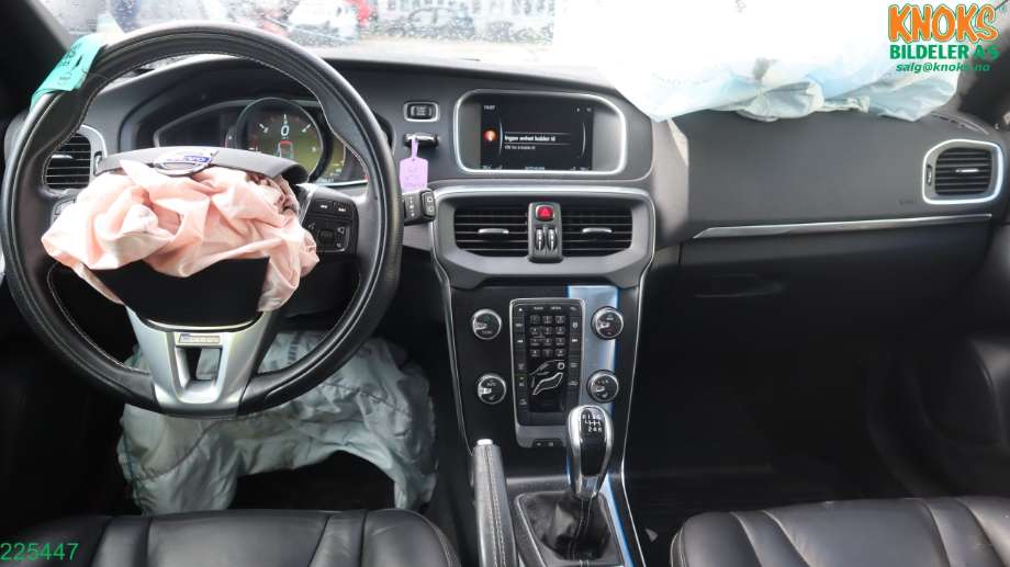 Volvo V40 2012-2019 , Motorkode: D4162T, Girkassekode: 