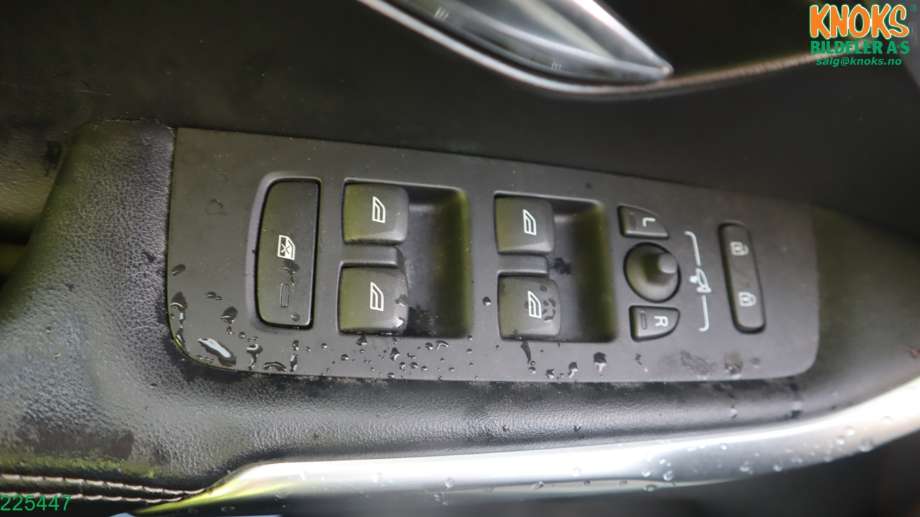Volvo V40 2012-2019 , Motorkode: D4162T, Girkassekode: 
