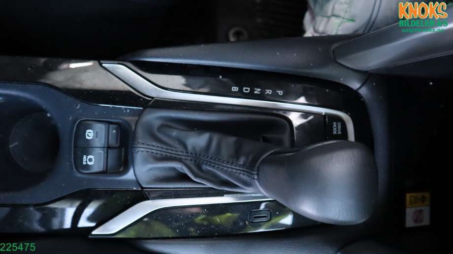 Toyota Corolla Cross 2022-->> delebil , Motorkode: M20A-FXS, Girkassekode: