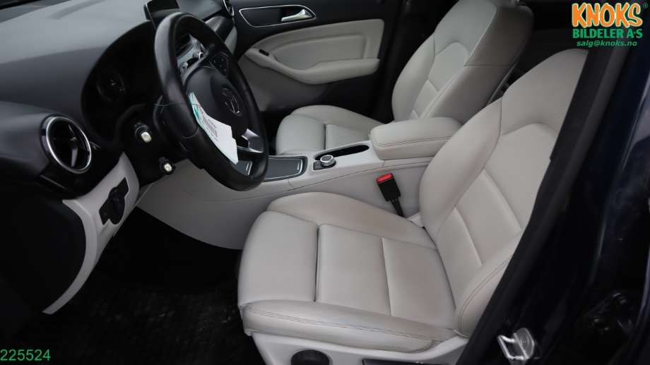 Mercedes B-Klasse 2011-2018 (W246) (W246), Motorkode: EM780.990, Girkassekode: 