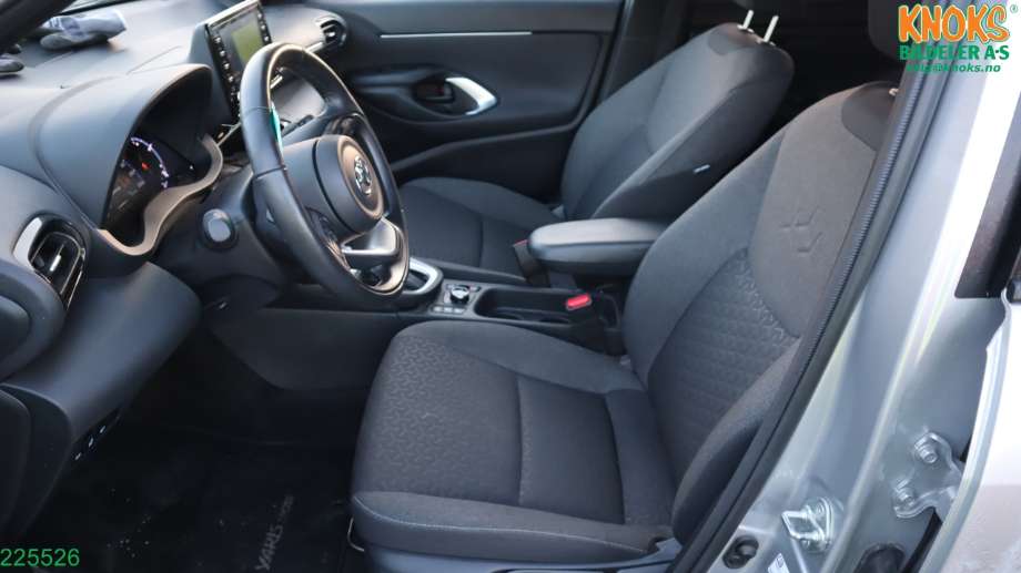 Toyota Yaris Cross (SUV) 2021-->> , Motorkode: M15A-FXE, Girkassekode: P910