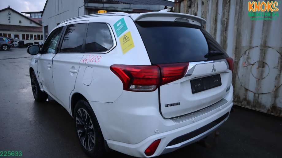 Mitsubishi Outlander 2015-->> (Type III, Fase 2) , Motorkode: 4B11, Girkassekode: 