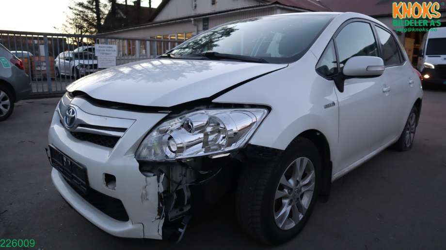 Toyota Auris 2010-2012 (Type I, Fase 2) , Motorkode: 2ZR-FXE, Girkassekode: P410