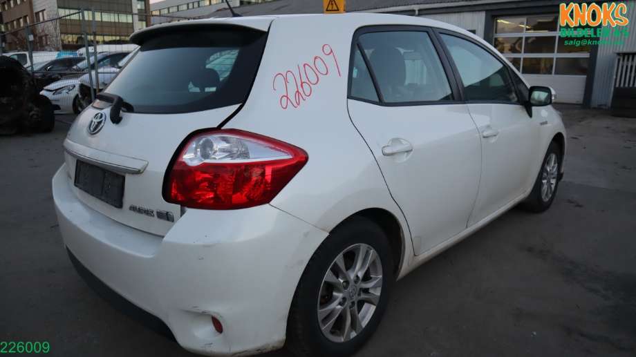Toyota Auris 2010-2012 (Type I, Fase 2) , Motorkode: 2ZR-FXE, Girkassekode: P410