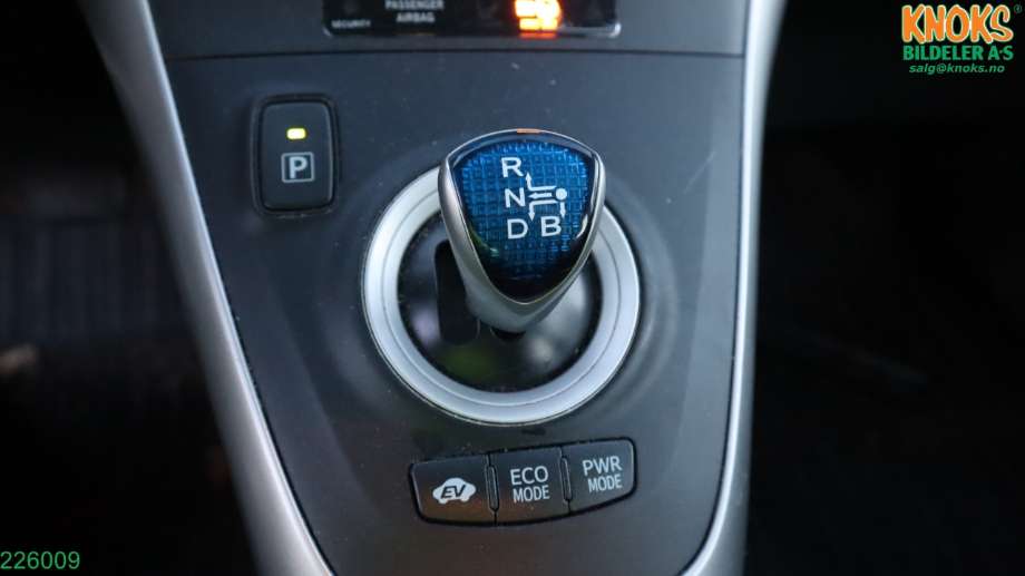Toyota Auris 2010-2012 (Type I, Fase 2) , Motorkode: 2ZR-FXE, Girkassekode: P410