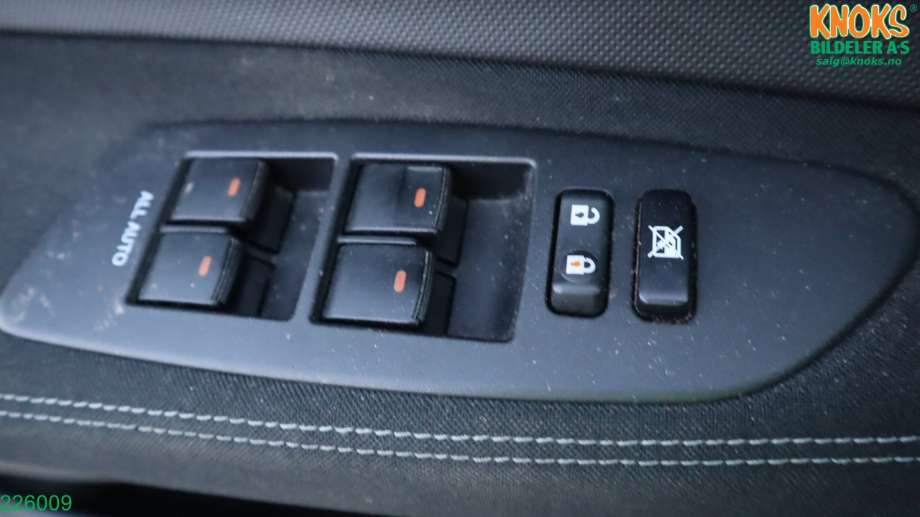 Toyota Auris 2010-2012 (Type I, Fase 2) , Motorkode: 2ZR-FXE, Girkassekode: P410