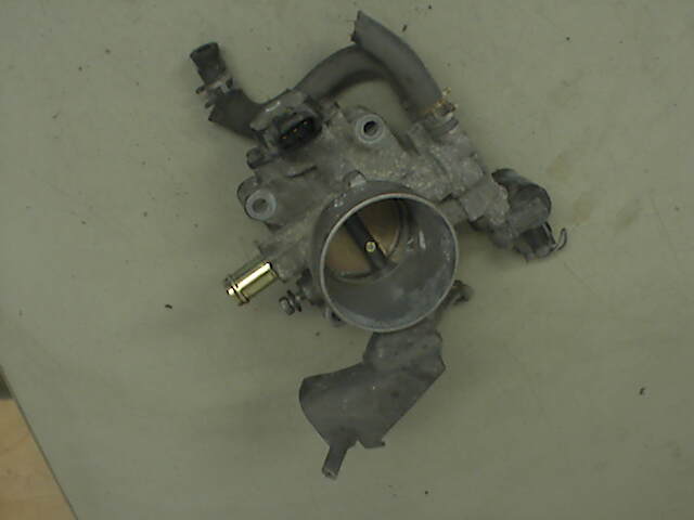 Spjeldhus til Toyota RAV4 2000-2006 (Type II) (TOYOTA|)