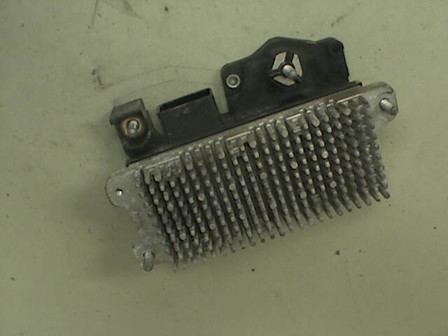 Styreenhet diverse til Smart Fortwo 1999-2007 (Type I) (W450) (W450) (SMART|A1321501879|2607937C|)